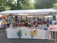 Kunstnaschen auf dem Kunstmarkt